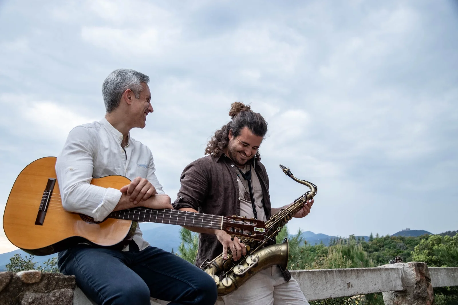 BRISAS – LUCAS MARTÍNEZ I GUIDO DI BLASI
